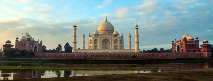 Cheap flights from Canada to India with best deals